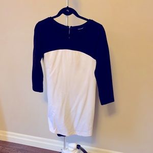 Club Monaco black and white dress long sleeve